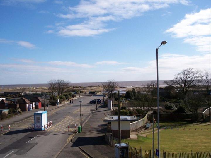 Beach Court Holiday Apartments Skegness Exterior foto