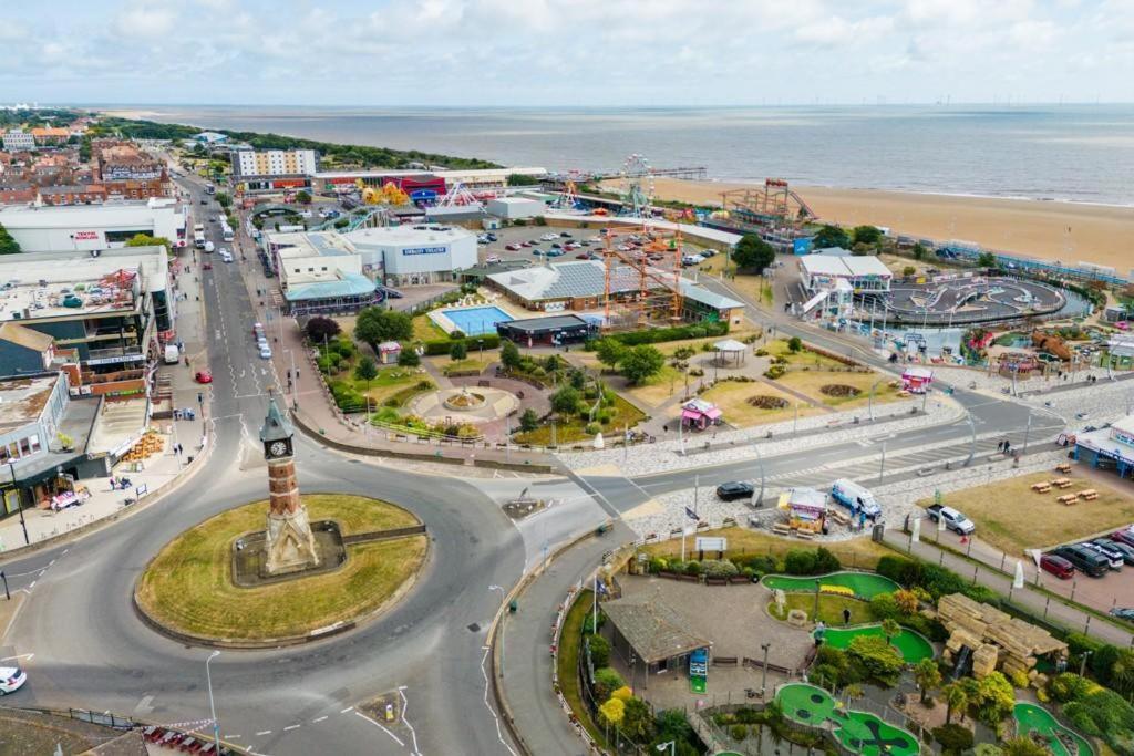 Beach Court Holiday Apartments Skegness Exterior foto